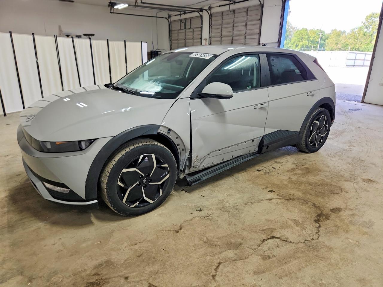 2024 HYUNDAI IONIQ SEL — Front 3/4