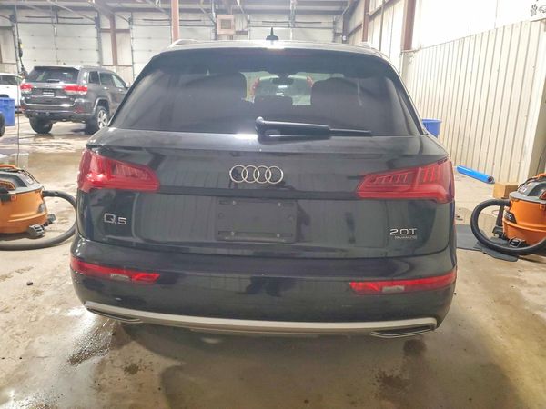 2018 AUDI Q5 quattro Premium