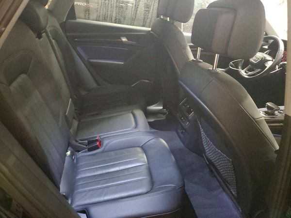 2018 AUDI Q5 quattro Premium