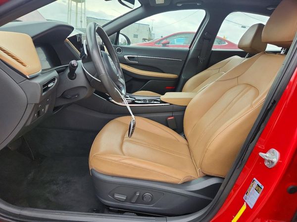 2022 HYUNDAI SONATA Limited — DENT