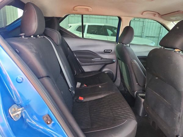 2021 NISSAN KICKS S