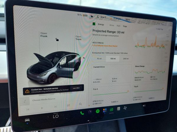 2025 TESLA MODEL Y