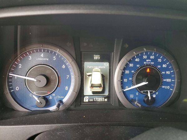 2017 TOYOTA SIENNA