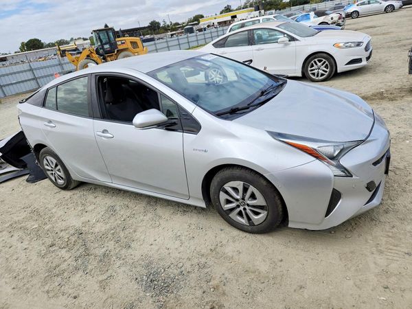 2018 TOYOTA PRIUS One/Two