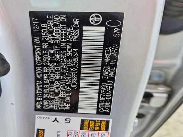 2018 TOYOTA PRIUS One/Two