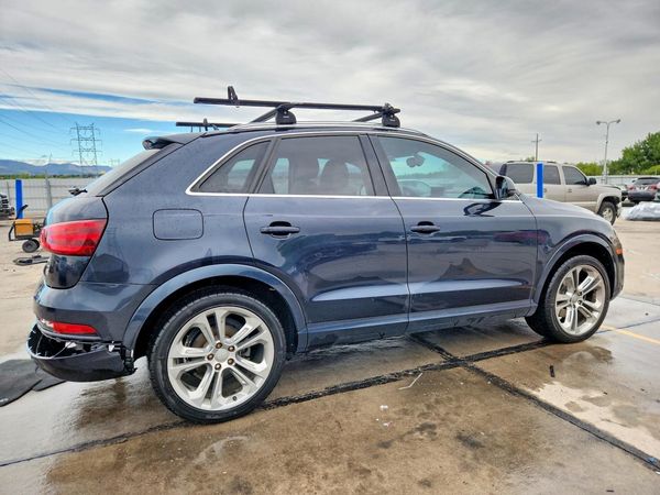 2015 AUDI Q3 quattro Prestige