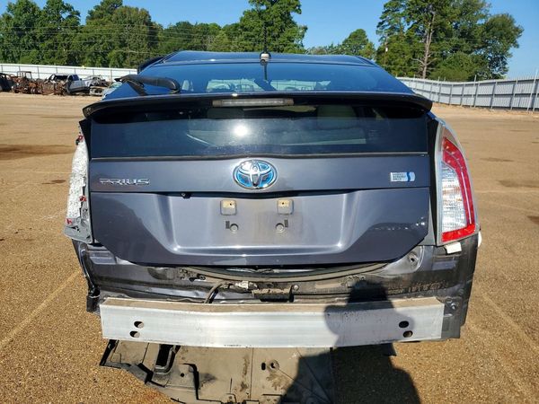 2015 TOYOTA PRIUS