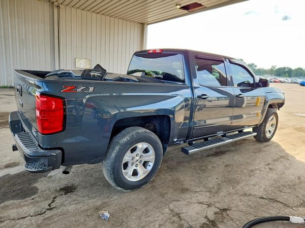 2018 CHEVROLET SILVERADO LT