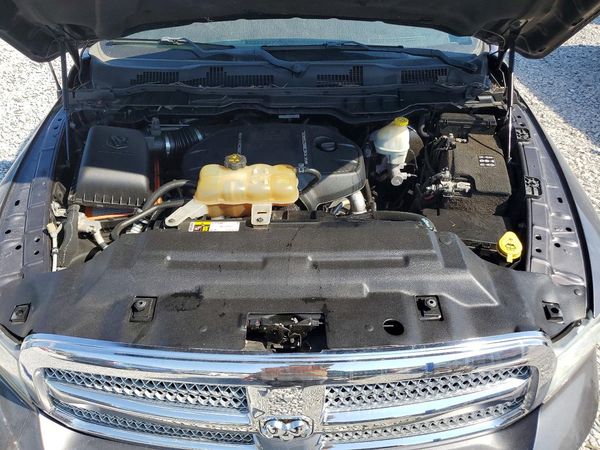 2014 RAM 1500 Longhorn — Engine bay