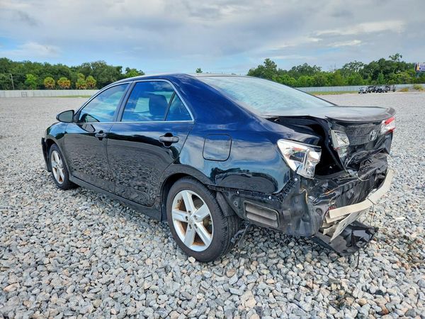 2013 TOYOTA CAMRY