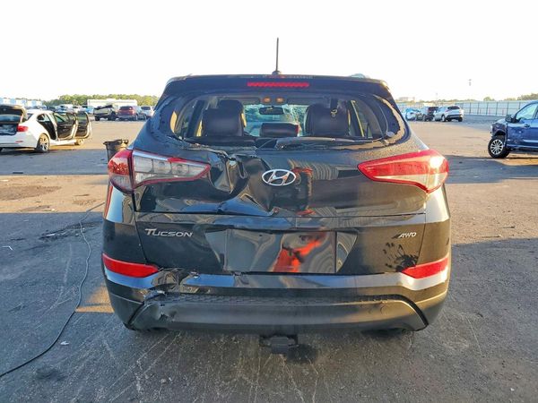 2016 HYUNDAI TUCSON
