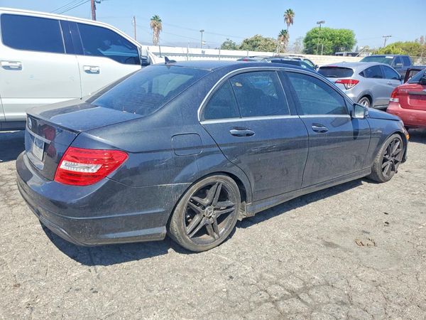 2012 MERCEDES-BENZ C C250