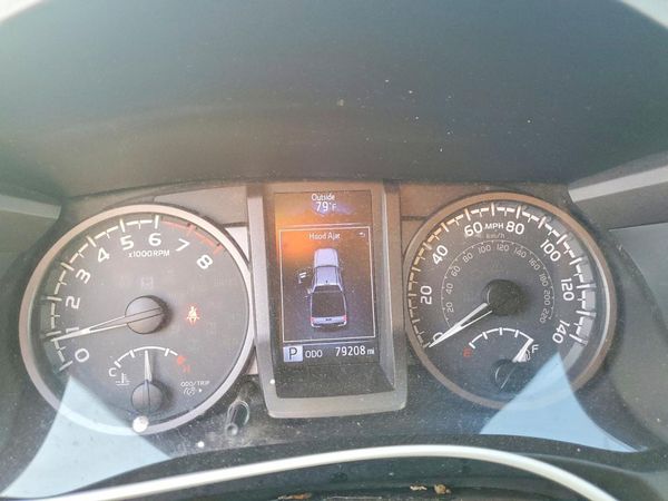 2017 TOYOTA TACOMA