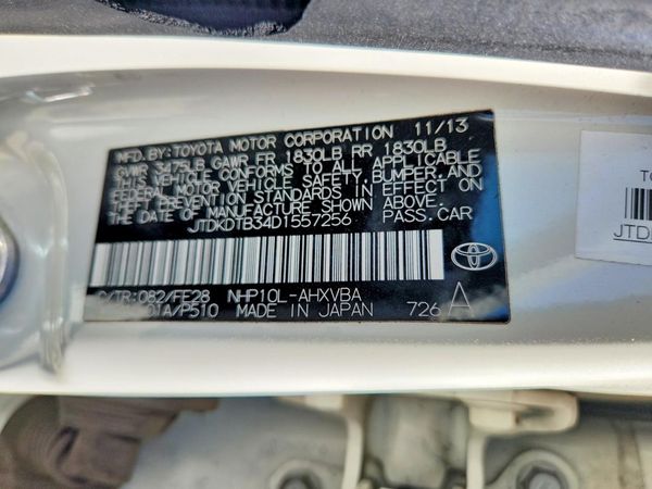 2013 TOYOTA PRIUS C ON
