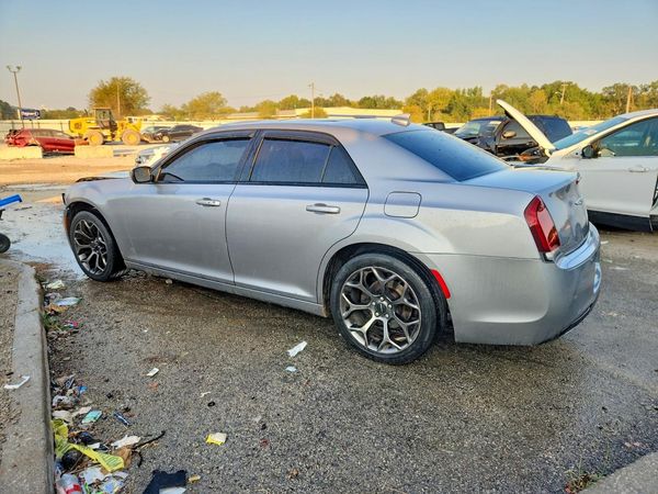 2015 CHRYSLER 300