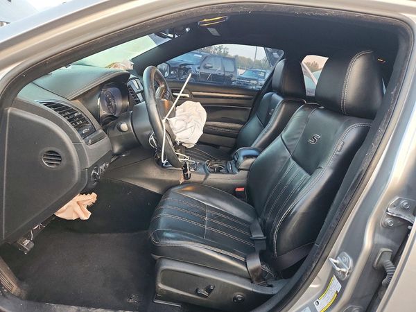 2015 CHRYSLER 300