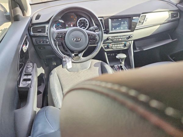 2018 KIA NIRO