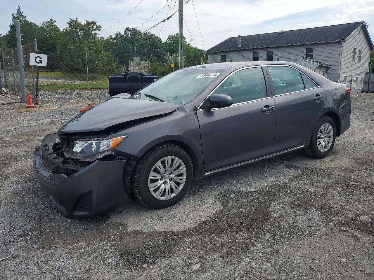 2014 TOYOTA CAMRY