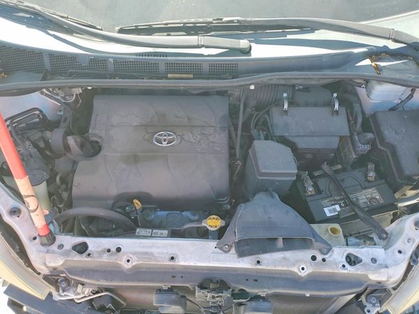 2012 TOYOTA SIENNA