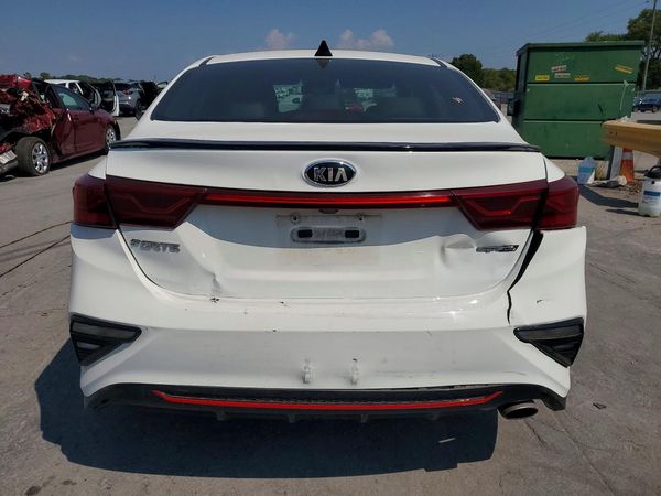 2021 KIA FORTE GT Line