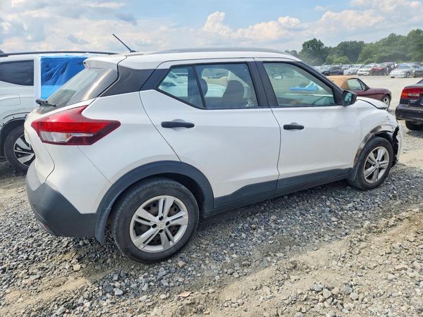 2019 NISSAN KICKS
