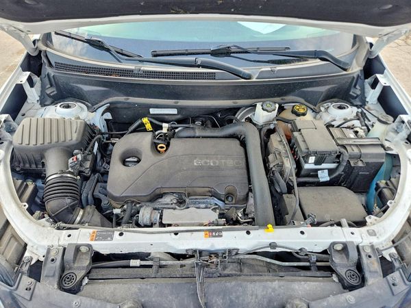 2018 CHEVROLET EQUINOX LT (1LT)
