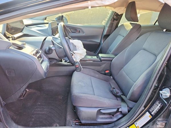 2024 TOYOTA PRIUS
