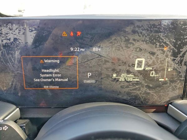 2025 NISSAN KICKS