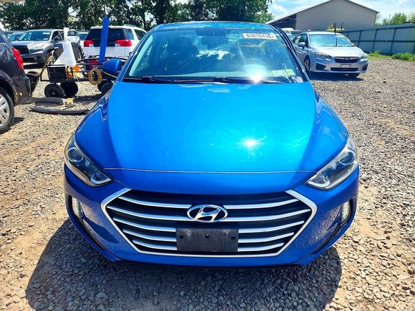 2017 HYUNDAI ELANTRA