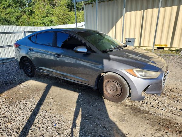 2017 HYUNDAI ELANTRA SE Base