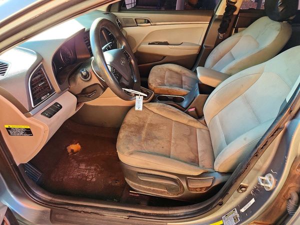 2017 HYUNDAI ELANTRA SE Base