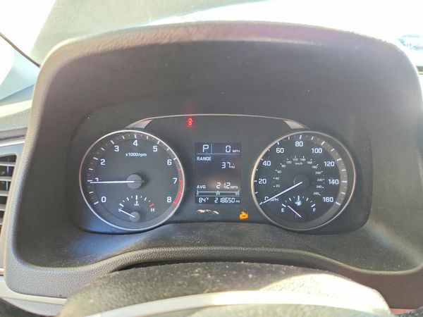 2017 HYUNDAI ELANTRA SE Base