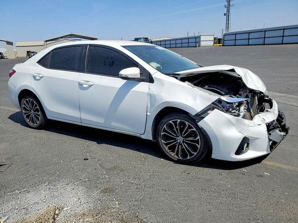 2016 TOYOTA COROLLA