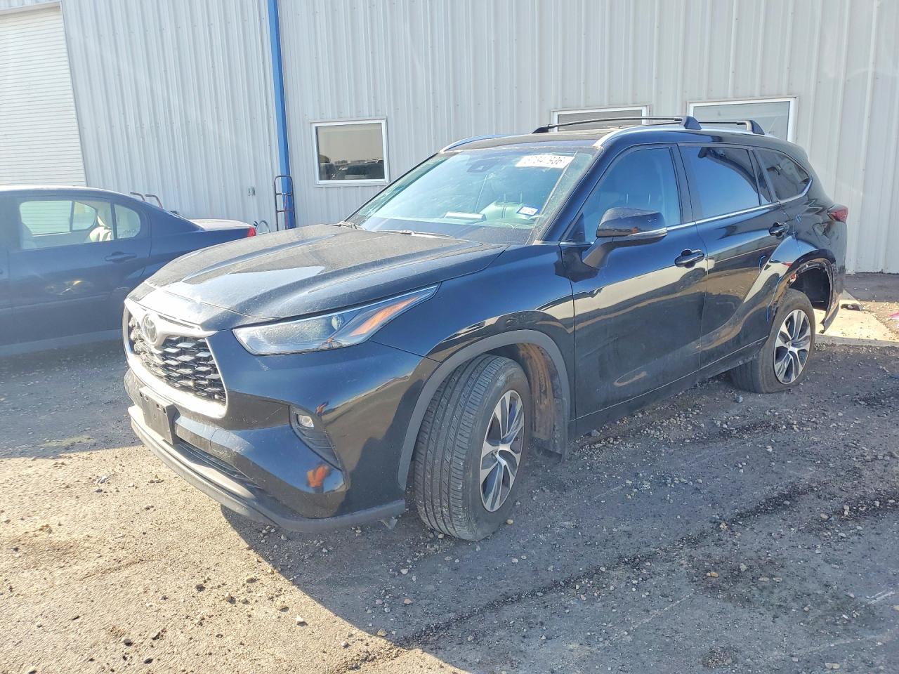 2024 TOYOTA HIGHLANDER
