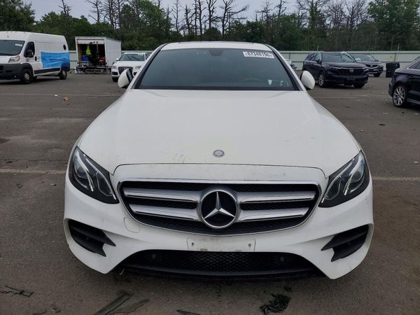 2017 MERCEDES-BENZ E