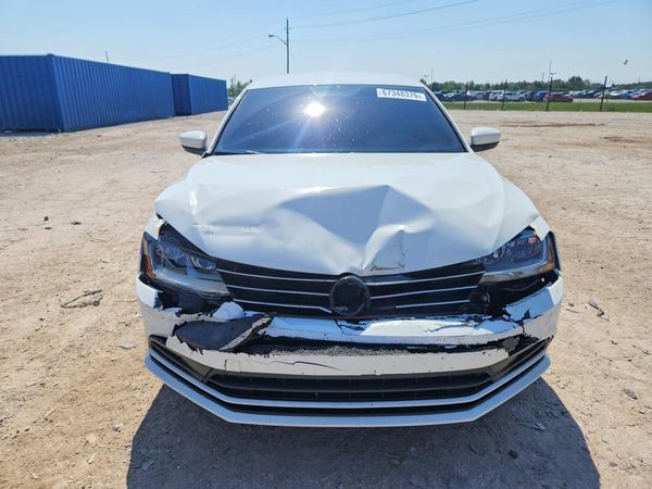 2018 VOLKSWAGEN JETTA