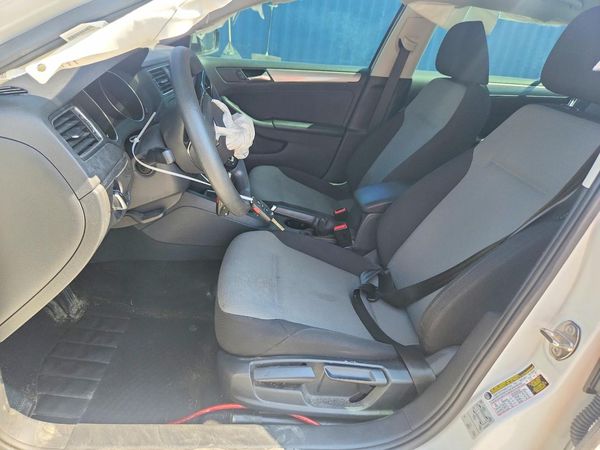 2018 VOLKSWAGEN JETTA