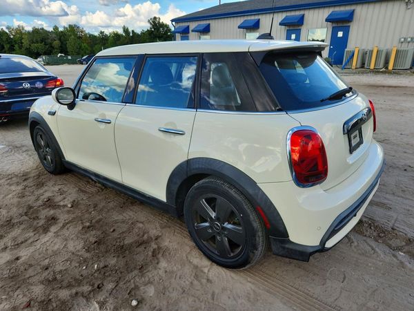 2022 MINI COOPER