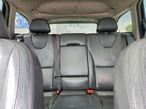 2014 VOLVO XC60 — SUVN