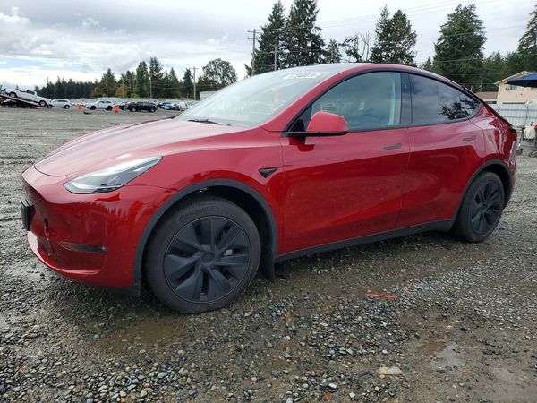 2025 TESLA MODEL Y — DSFA — Front 3/4