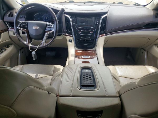 2016 CADILLAC ESCALADE ESV Premium — CKPT