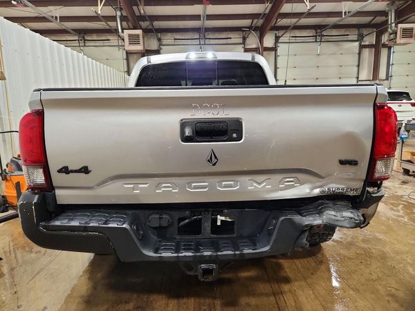 2022 TOYOTA TACOMA SR5