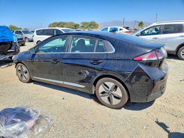 2021 HYUNDAI IONIQ SEL