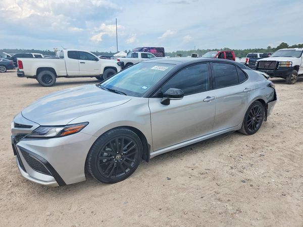 2023 TOYOTA CAMRY