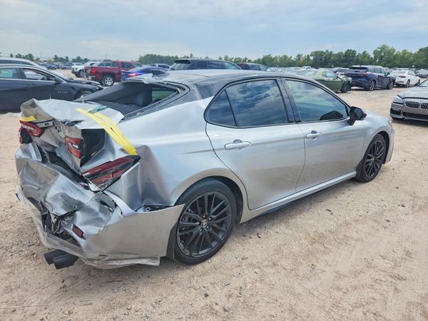 2023 TOYOTA CAMRY