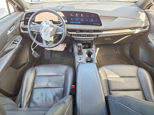 2024 CADILLAC XT4