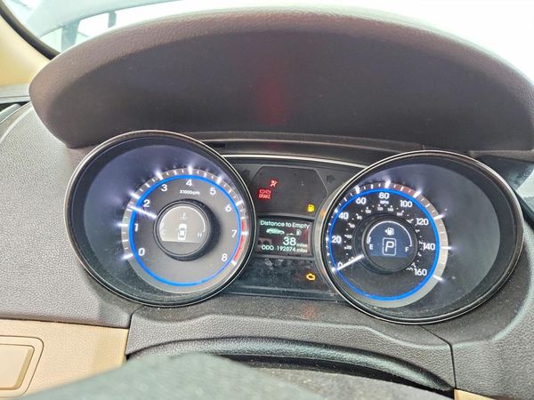 2013 HYUNDAI SONATA