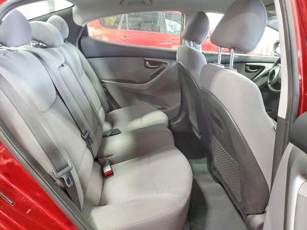 2014 HYUNDAI ELANTRA