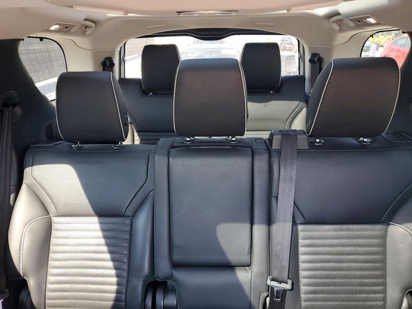 2019 LAND ROVER DISCOVERY