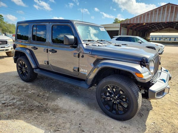 2022 JEEP WRANGLER Unlimited Sahara 4XE — Passenger 3/4